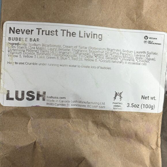 Lush x Beetlejuice Never Trust the Living Bubble Bath Bar Grapefruit Davana NWT - Picture 2 of 9